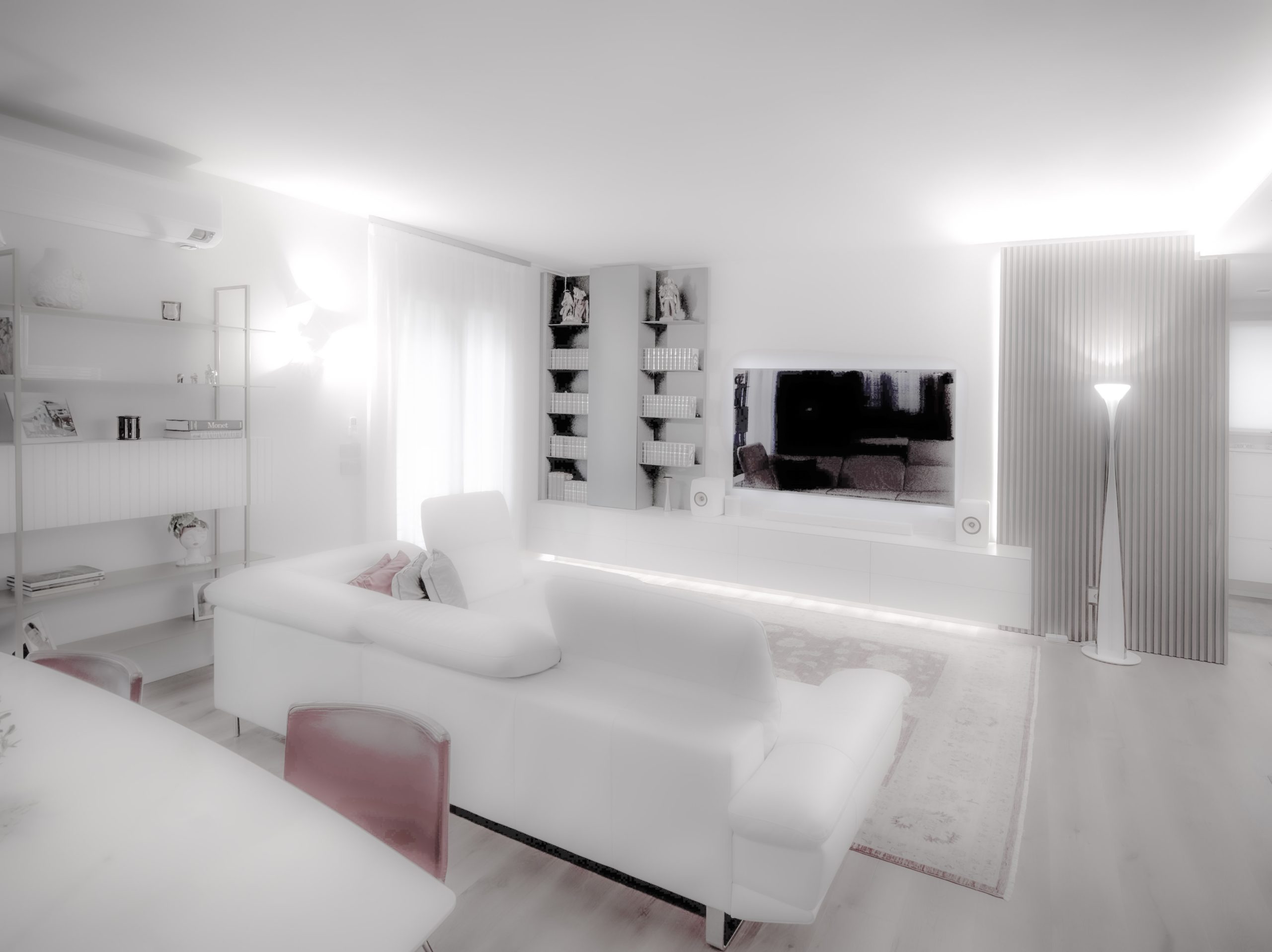 un soggiorno totalmente bianco.